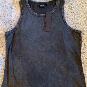 Mono B workout top. Size L